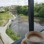 Swan Haven Apartment