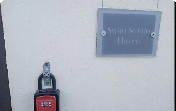 Swan Haven Апартаменты